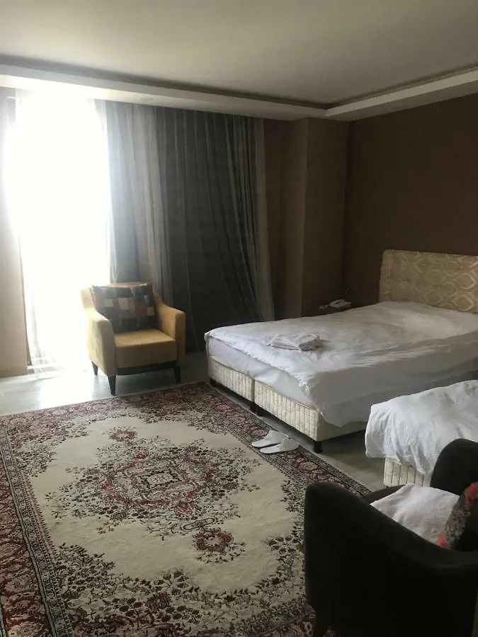 Zeynel Hotel Antalya 3*,