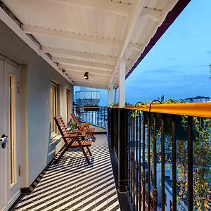 World House Boutique Galata فندق